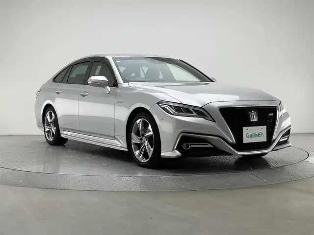 トヨタ クラウン ハイブリッド RS アドバンス 兵庫県 2018(平30)年 3.8万km シルバーM 純正HDDナビ(CD/DVD/Bluetooth/フルセグ)/バックカメラ/追従型クルーズコントロール/レザーシート/パワーシート/シートヒーター/エアシート/ステアリングヒーター/ブラインドスポットモニター/ヘッドアップディスプレイ/レーンキープアシスト/オートライト/オートマチックハイビーム/LEDヘッドライト/前後ドライブレコーダー/純正18インチアルミホイール/純正フロアマット/前後コーナーセンサー/ビルトインETC