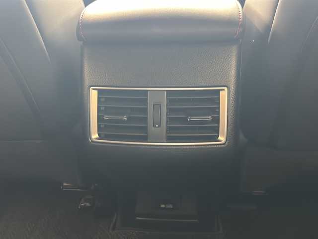 レクサス ＮＸ 300h Fスポーツ 岐阜県 2015(平27)年 4.3万km スターライトブラックガラスフレーク 純正ナビ/Bluetooth/フルセグTV/バックカメラ/サイドカメラ/ヘッドアップディスプレイ/レーンディバーチャーアラート/シートヒーター/ステアリングヒーター/パワーシート/シートメモリー/ベンチレーション/パワーバックドア/クルーズコントロール/パドルシフト/電子パーキングブレーキ/オートホールド/オートマチックハイビーム/ETC