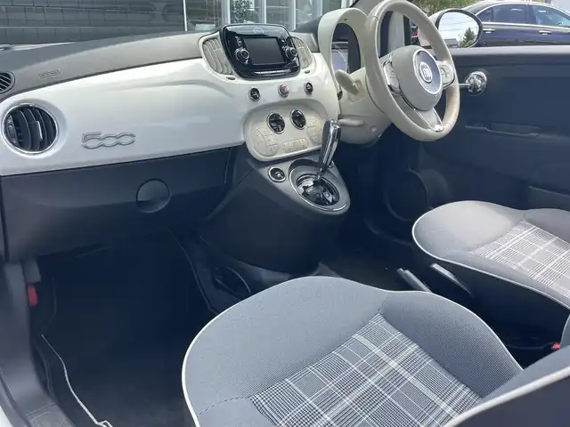 フィアット ５００ ツインエア ラウンジ 静岡県 2018(平30)年 3.9万km ボサノバホワイト ガラスルーフ /ディスプレイオーディオBluetooth/HIDヘッドライト/１５インチアルミホイール/キーレス/ETC/社外AWスタッドレスあり