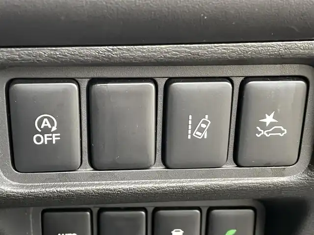 三菱 デリカＤ：５ G パワーパッケージ 道央・札幌 2020(令2)年 4.4万km ダイヤモンドブラックマイカ ・4WD/・衝突軽減ブレーキ/・両側パワースライドドア/・SD社外ナビ/CD&DVD&SD&BT&フルセグTV/・バックカメラ/・フリップダウンモニター/・パワーバックドア/・パワーシート(運転席のみ)/・助手席側オートロングステップ/・ウォークスルー/・ドライブレコーダー(前方のみ)/・横滑り防止装置/・ETC/・アイドリングストップ/・クルーズコントロール(追従走行あり)/・前席シートヒーター/・前席バニティミラー(両側ライト付)/・パドルシフト/・100V充電(後席のみ)/・前席AAC後席AC/・スペアキー1本/・スマートキー/・ドアバイザー/・オートライト/・オートマチックハイビーム/・レーンキープアシスト/・プッシュスタート/・パワーウィンドウ/・フォグランプ/・ウィンカーミラー