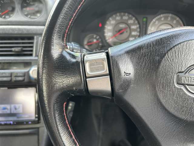 日産 スカイライン 25GT ターボ 岡山県 1998(平10)年 9.2万km ホワイトパール 登録時走行距離91445km/社外SDナビ/(AM/FM/TV/DISC/BT)/ETC/S+Rエアロ/純正17インチアルミホイール/電動格納ミラー/リモコンキー/MTモード付AT/パワーステアリング/パワーウィンドウ/キセノンヘッドライト/純正フロアマット/保証書/記録簿/取扱説明書