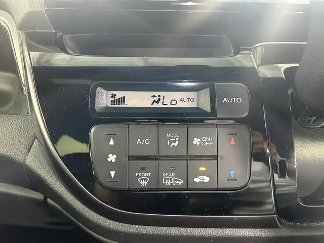 ホンダ Ｎ ＷＧＮ G Lパッケージ 佐賀県 2017(平29)年 5.1万km プレミアムベルベットパープル・パール 純正7インチナビ/フルセグTV/CD/DVD/Bluetooth/バックカメラ/衝突被害軽減装置/クルーズコントロール/オートライト/HIDヘッドライト/フォグライト/前後ドライブレコーダー/ビルトインETC/ハーフレザーシート/運転席・助手席シートヒーター/ISOFIXシート/純正14インチアルミホイール/純正フロアマット/ドアバイザー/革巻きステアリング/電動格納ミラー