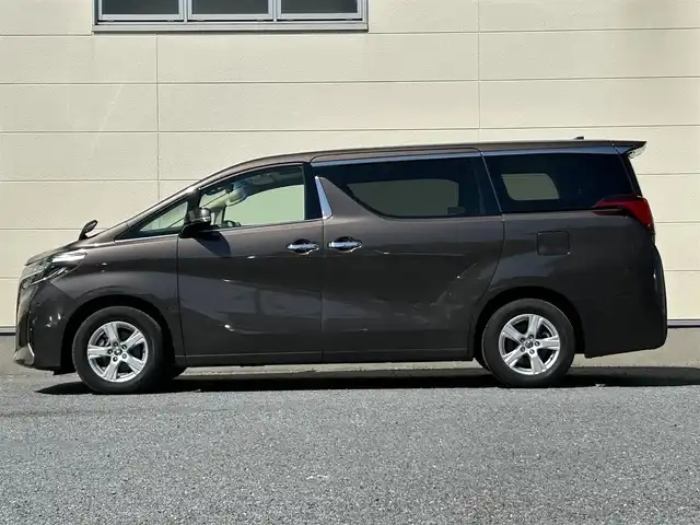 トヨタ アルファード X 茨城県 2022(令4)年 3.4万km グラファイトM 純正ディスプレイオーディオ/バックカメラ/ビルドインＥＴＣ２．０/ツインムーンルーフ/前方ドライブレコーダー/パワーシート/レーダークルーズコントロール/両側パワースライドドア/クリアランスソナー/8人乗り/純正アルミホイール/LEDヘッドライト