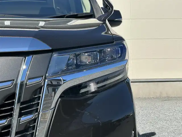 トヨタ アルファード X 茨城県 2022(令4)年 3.4万km グラファイトM 純正ディスプレイオーディオ/バックカメラ/ビルドインＥＴＣ２．０/ツインムーンルーフ/前方ドライブレコーダー/パワーシート/レーダークルーズコントロール/両側パワースライドドア/クリアランスソナー/8人乗り/純正アルミホイール/LEDヘッドライト