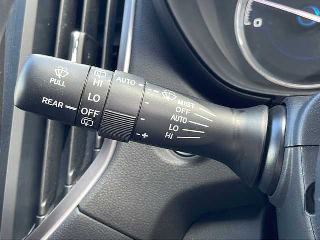 スバル フォレスター ハイブリッド アドバンス 沖縄県 2022(令4)年 2.6万km クリスタルブラックシリカ １０．１インチディスプレイオーディオ/バックカメラ/ＥＴＣ/シートヒーター/パワーシート/メモリーシート/ドライブレコーダー/衝突被害軽減システム/横滑り防装置/オートライト/ウィンカーミラー/インテリジェントミラー/Ｂｌｕｅｔｏｏｔｈ/クルーズコントロール/プッシュスタート