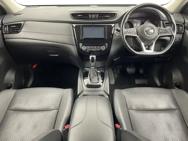 日産 エクストレイル 20Xi Vセレクション 新潟県 2020(令2)年 5.4万km ブリリアントホワイトパール 4WD/プロパイロット/KENWOODメモリナビ【MDV-D307】/　ワンセグTV/CD/DVD/USB/レーダークルーズコントロール/衝突被害軽減ブレーキ/レーンキープアシスト/パワーバックドア/前席パワーシート/レザーシート/全席シートヒーター/全方位モニター/インテリジェントルームミラー/ETC/前後コーナーセンサー/LEDヘッドライト/オートマチックハイビーム/アイドリングストップ/ミラーヒーター/レザーステアリング/ステアリングスイッチ