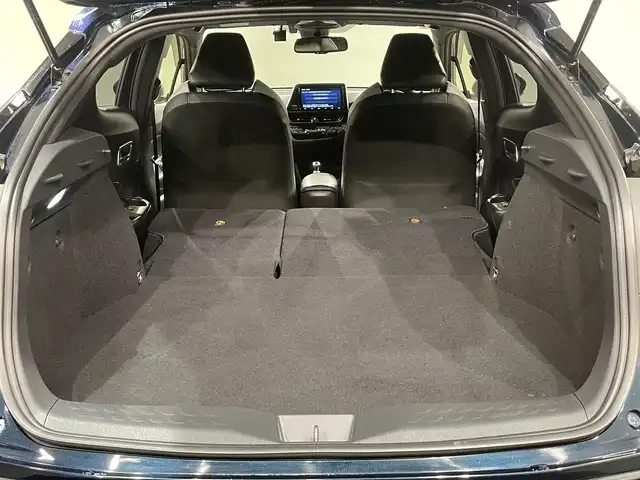 トヨタ Ｃ－ＨＲ G モード ネロ 愛知県 2019(令1)年 8.8万km ブラッキッシュアゲハガラスフレーク 純正９インチナビ/プリクラッシュセーフティ/レーダークルーズコントロール/ブラインドスポットモニター/クリアランスソナー/レーンディパーチャーアラート/電動パーキングブレーキ/ブレーキホールド/シートヒーター/ハーフレザーシート/前後ドライブレコーダー/ビルトインＥＴＣ/バックカメラ/アクセサリーソケット/オートハイビーム/純正フロアマット/純正18インチアルミホイール