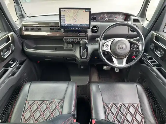 ホンダ Ｎ ＢＯＸ カスタム G EX ターボ ホンダセンシング 東京都 2018(平30)年 7.6万km プレミアムホワイトパールⅡ 無限フロントグリル/アルパイン製11型フローティングナビ/　・フルセグＴＶ/　・Bluetooth接続/バックカメラ/アルパイン製リヤヘッドレストモニター×２/ドライブレコーダー/ビルトインETC/Honda SENSING/・衝突軽減ブレーキ/・誤発進抑制機能/・路外逸脱抑制機能/・アダプティブクルーズコントロール/プッシュスタート/パドルシフト/両側パワースライドドア/レザー調シートカバー Clazzio/後席ロールサンシェード/LEDヘッドライト/オートライト/純正フロアマット/純正15インチアルミホイール/スマートキー