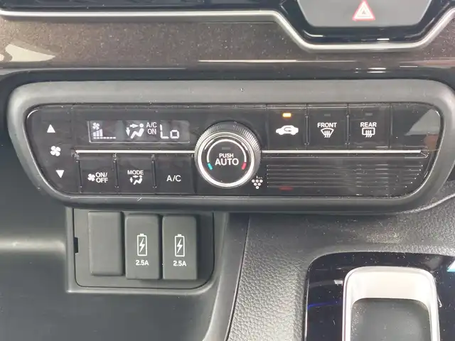 ホンダ Ｎ ＢＯＸ カスタム G EX ターボ ホンダセンシング 東京都 2018(平30)年 7.6万km プレミアムホワイトパールⅡ 無限フロントグリル/アルパイン製11型フローティングナビ/　・フルセグＴＶ/　・Bluetooth接続/バックカメラ/アルパイン製リヤヘッドレストモニター×２/ドライブレコーダー/ビルトインETC/Honda SENSING/・衝突軽減ブレーキ/・誤発進抑制機能/・路外逸脱抑制機能/・アダプティブクルーズコントロール/プッシュスタート/パドルシフト/両側パワースライドドア/レザー調シートカバー Clazzio/後席ロールサンシェード/LEDヘッドライト/オートライト/純正フロアマット/純正15インチアルミホイール/スマートキー