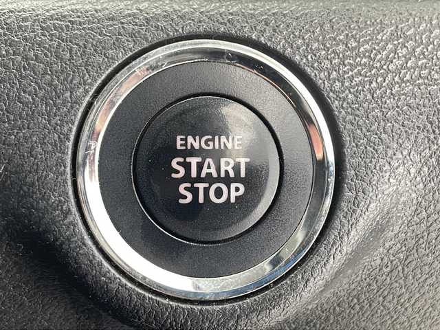 スズキ ソリオ バンディット HV MV 千葉県 2020(令2)年 6.7万km ピュアホワイトP ・衝突軽減ブレーキ/・レーンキープアシスト/・レーダークルーズコントロール/・純正ナビ/・バックカメラ/・Bluetooth/CD/DVD/TV/・両側パワースライドドア/・スマートキー/・プッシュスタート/・バックセンサー/・オートライト/・オートマチックハイビーム/・フォグ/・ISOFIX/・パドルシフト/・ウィンカーミラー/・ステアリングリモコン