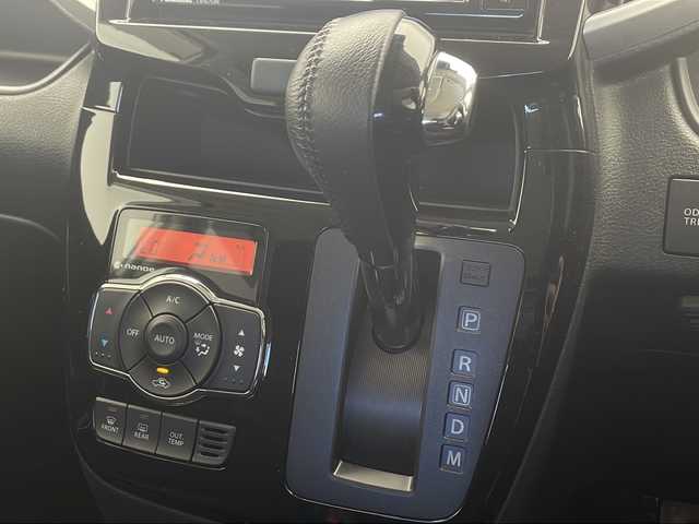 スズキ ソリオ バンディット HV MV 千葉県 2020(令2)年 6.7万km ピュアホワイトP ・衝突軽減ブレーキ/・レーンキープアシスト/・レーダークルーズコントロール/・純正ナビ/・バックカメラ/・Bluetooth/CD/DVD/TV/・両側パワースライドドア/・スマートキー/・プッシュスタート/・バックセンサー/・オートライト/・オートマチックハイビーム/・フォグ/・ISOFIX/・パドルシフト/・ウィンカーミラー/・ステアリングリモコン