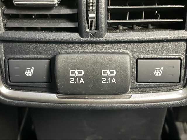 スバル フォレスター ハイブリッド アドバンス 茨城県 2019(令1)年 6.7万km クリスタルホワイトP 純正ナビ/フルセグTV/バックカメラ/ETC/ドライブレコーダー/BSM/追従クルーズコントロール/パドルシフト/電動リアゲート/シートヒーター/コーナーセンサー/LEDヘッドライト