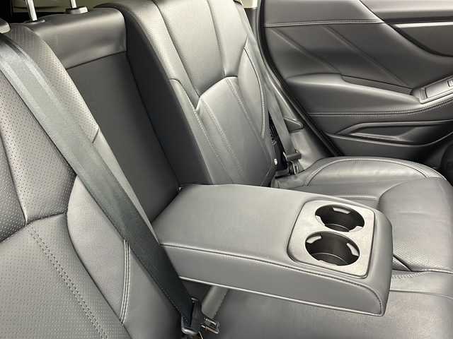 スバル フォレスター ハイブリッド アドバンス 茨城県 2019(令1)年 6.7万km クリスタルホワイトP 純正ナビ/フルセグTV/バックカメラ/ETC/ドライブレコーダー/BSM/追従クルーズコントロール/パドルシフト/電動リアゲート/シートヒーター/コーナーセンサー/LEDヘッドライト