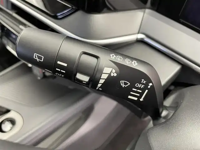 日産 ノート X 富山県 2024(令6)年 3.8万km ピュアホワイトパール 純正9型ナビ【MM223-L】/（AM/FM/USB/SD/BT）/フルセグＴＶ/衝突被害軽減ブレーキ/コーナーセンサー前後/オートLEDヘッドライト/横滑り防止装置/ETC/ドライブレコーダー/スマートキー/プッシュスタート/純正フロアマット/取扱説明書