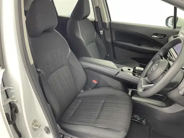 日産 ノート X 富山県 2024(令6)年 3.8万km ピュアホワイトパール 純正9型ナビ【MM223-L】/（AM/FM/USB/SD/BT）/フルセグＴＶ/衝突被害軽減ブレーキ/コーナーセンサー前後/オートLEDヘッドライト/横滑り防止装置/ETC/ドライブレコーダー/スマートキー/プッシュスタート/純正フロアマット/取扱説明書