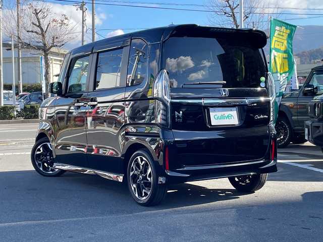 ホンダ Ｎ ＢＯＸ カスタム G EX ターボ ホンダセンシング 長野県 2018(平30)年 6万km クリスタルブラックパール 禁煙車/ターボ過給機/純正8インチナビ【VXU-185NBi】/(FM/AM/Bluetooth/フルセグTV/CD/DVD)/前後ドライブレコーダー/COMTECレーダー/ホンダセンシング/・衝突被害軽減システム/・レーンキープアシスト/・追従機能付きクルーズコントロール/両側電動スライドドア/バックカメラ/ETC/後方コーナーセンサー/純正フロアマット/ハーフレザーシート/LEDヘッドライト/AAC/オートライト/スマートキー/プッシュスタート/ドアバイザー/フォグランプ/カーテンエアバッグ/サイドエアバッグ/ABS/横滑り防止装置/イモビライザー/パワーウインドウ/パワーステアリング