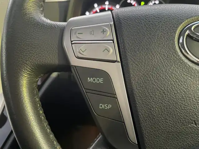 トヨタ アルファード 240S タイプゴールドⅡ 埼玉県 2014(平26)年 6.1万km ブラック ワンオーナー/ツインムーンルーフ/純正ナビTV/純正フリップダウンモニター/バックカメラ/ビルトインETC/前方ドライブレコーダー/ハーフレザーシート/両側パワースライドドア/パワーバックドア/クルーズコントロール/クリアランスソナー/社外18インチアルミ/純正AW＋スタッドレス車載/プッシュスタート/スマートキー/保証書付整備手帳/取扱説明書