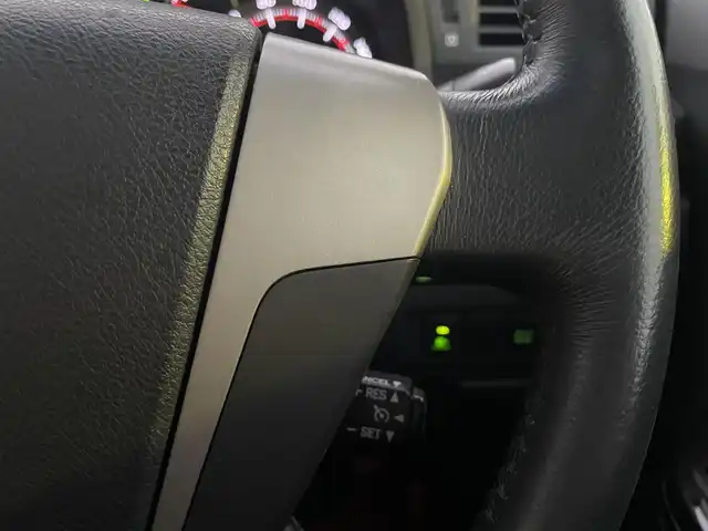 トヨタ アルファード 240S タイプゴールドⅡ 埼玉県 2014(平26)年 6.1万km ブラック ワンオーナー/ツインムーンルーフ/純正ナビTV/純正フリップダウンモニター/バックカメラ/ビルトインETC/前方ドライブレコーダー/ハーフレザーシート/両側パワースライドドア/パワーバックドア/クルーズコントロール/クリアランスソナー/社外18インチアルミ/純正AW＋スタッドレス車載/プッシュスタート/スマートキー/保証書付整備手帳/取扱説明書