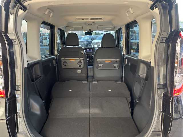 日産 ルークス ハイウェイスター X 愛知県 2022(令4)年 1.9万km ブラック 純正ディズプレイオーディオ　ナビ機能なし/全方位カメラ/片側パワースライド/バックカメラ/コーナーセンサー/純正アルミホイール/LEDヘッドライト/オートライト/Bluetooth/ステアリングスイッチ/スマートキー/プッシュスタート