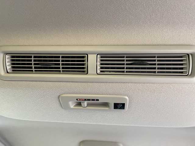 日産 ルークス ハイウェイスター X 愛知県 2022(令4)年 1.9万km ブラック 純正ディズプレイオーディオ　ナビ機能なし/全方位カメラ/片側パワースライド/バックカメラ/コーナーセンサー/純正アルミホイール/LEDヘッドライト/オートライト/Bluetooth/ステアリングスイッチ/スマートキー/プッシュスタート