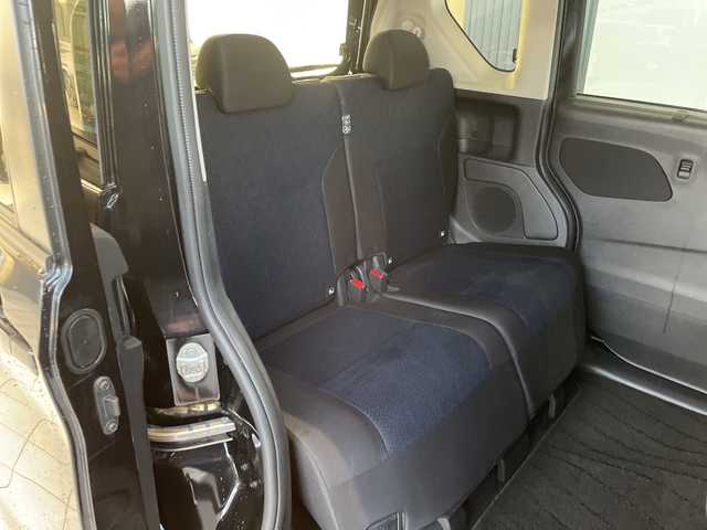 日産 ルークス ハイウェイスター X 愛知県 2022(令4)年 1.9万km ブラック 純正ディズプレイオーディオ　ナビ機能なし/全方位カメラ/片側パワースライド/バックカメラ/コーナーセンサー/純正アルミホイール/LEDヘッドライト/オートライト/Bluetooth/ステアリングスイッチ/スマートキー/プッシュスタート