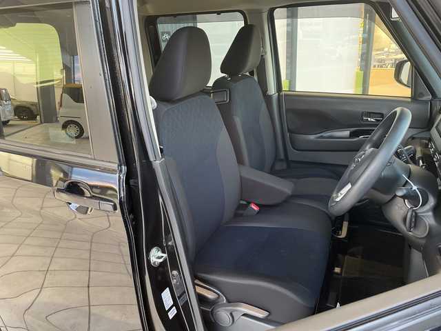 日産 ルークス ハイウェイスター X 愛知県 2022(令4)年 1.9万km ブラック 純正ディズプレイオーディオ　ナビ機能なし/全方位カメラ/片側パワースライド/バックカメラ/コーナーセンサー/純正アルミホイール/LEDヘッドライト/オートライト/Bluetooth/ステアリングスイッチ/スマートキー/プッシュスタート