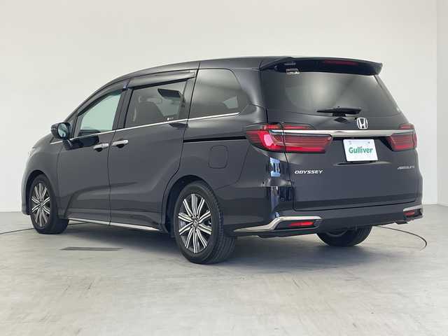 ホンダ オデッセイ アブソルート 愛知県 2021(令3)年 3万km プレミアムヴィーナスブラックP /純正10インチナビ//CD DVD BT フルセグTV FM AM//AppleCarPlay AndroidAuto//アラウンドビューモニター//アダプティブクルーズコントロール//両側パワースライドドア//前後ドライブレコーダー//運転席8ウェイパワーシート//ハーフレザーシート//セカンドシートオットマン//LEDオートヘッドライト//前後シーケンシャルウインカー//前後コーナーセンサー//ホンダセンシング//CMBS衝突軽減ブレーキ//レーンキープアシスト//誤発進抑制機能//ヒルスタートアシスト機能//Hondaスマートパーキングアシストシステム//エコアシストECONモード//ISOFIX//リアクーラー//純正ドアバイザー//純正フロアマット//木目調インストルメントパネル//木目調フロントドアパネル//本革巻ステアリングホイール//スマートキー//スペアキー