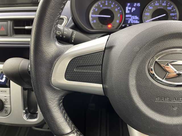 ダイハツ キャスト アクティバ G SAⅡ 福島県 2016(平28)年 3.7万km パールホワイトⅢ /禁煙車//ワンオーナー//スマートアシストII/・衝突回避支援ブレーキ機能/・車線逸脱警報機能//AM/FMオーディオ/・AM.FM.CD//ETC//プッシュスタート//スマートキー//横滑り防止装置//純正フロアマット//純正15インチAW//純正ドアバイザー//LEDヘッドライト//LEDフォグライト