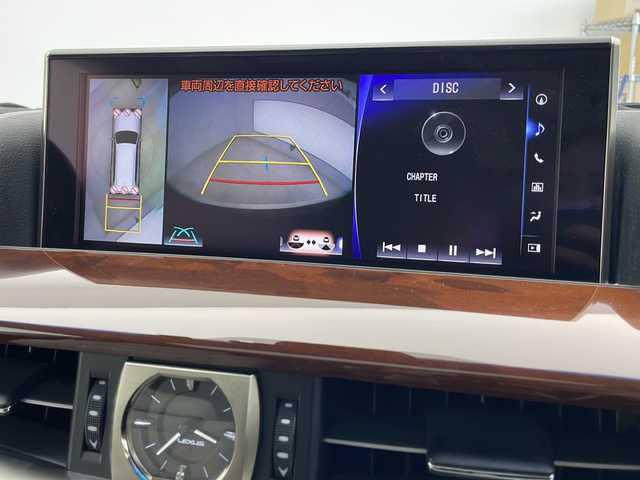 レクサス ＬＸ 570 千葉県 2015(平27)年 5万km ホワイトパールクリスタルシャイン サンルーフ/レクサスセーフティシステム+/プリクラッシュセーフティ/レーンキーピングアシスト/レーンディパーチャーアラート/レーンチェンジアシスト/オートマチックハイビーム /レーダークルーズコントロール/クリアランスソナー/ロードサインアシスト/ヘッドアップディスプレイ/ブラインドスポットモニター/パノラミックビューモニター/パドルシフト/純正ナビ/フルセグTV/リアエンターテインメント/クールBOX/100V電源/ビルトインETC2.0/ドライブレコーダー/ルーフレール/レザーシート/パワーシート/パワーバックドア/シートヒーター/シートベンチレーション/ステアリングヒーター/後席ロールサンシェード/3眼LEDヘッドライト/21インチ純正アルミホイール