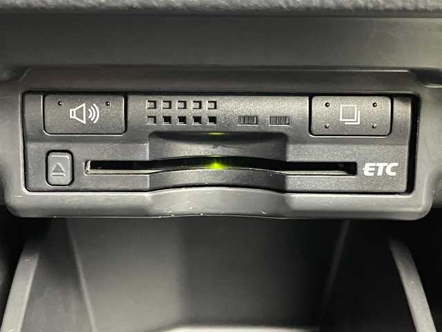 トヨタ ヴェルファイア 2．4Z プラチナセレクションⅡ 茨城県 2010(平22)年 6.6万km ホワイトパールクリスタルシャイン 純正ナビ/CD/DVD/AUX/フルセグTV/アルパイン後席フリップダウンモニター/バックカメラ/スペアキー/ETC/両側パワースライドドア/パワーバックドア/純正18インチAW/オットマン/社外フロアマット