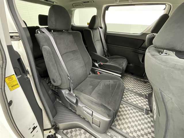 トヨタ ヴェルファイア 2．4Z プラチナセレクションⅡ 茨城県 2010(平22)年 6.6万km ホワイトパールクリスタルシャイン 純正ナビ/CD/DVD/AUX/フルセグTV/アルパイン後席フリップダウンモニター/バックカメラ/スペアキー/ETC/両側パワースライドドア/パワーバックドア/純正18インチAW/オットマン/社外フロアマット