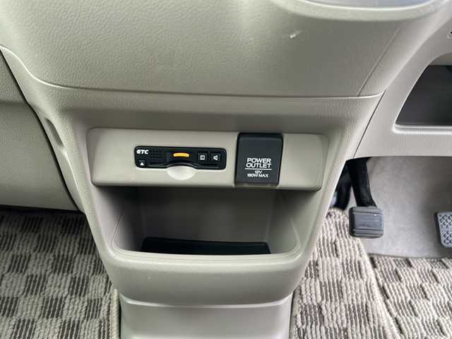 ホンダ Ｎ ＢＯＸ G Lパッケージ 新潟県 2017(平29)年 5万km プレミアムホワイトパールⅡ 片側パワースライドドア/フルセグテレビ/アイドリングストップ/純正ナビ/スマートキー/横滑り防止/ABS/KENWOODスピーカー/ETC