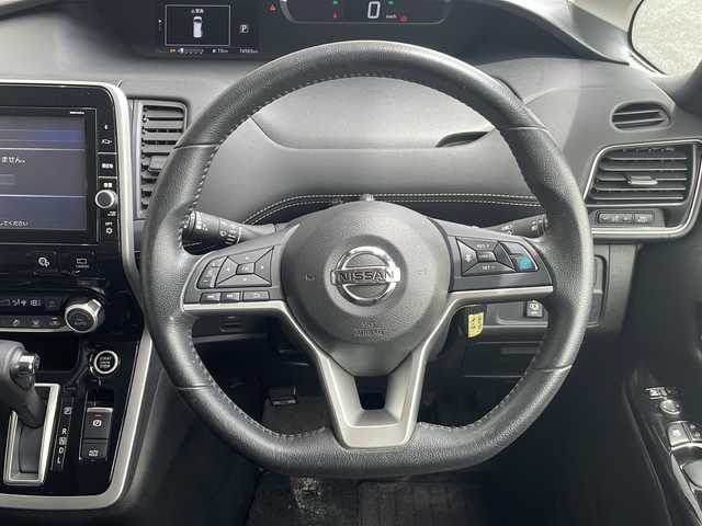 日産 セレナ ハイウェイスター G 愛知県 2016(平28)年 7.5万km インペリアルアンバーP プロパイロット/衝突軽減システム/純正9型ナビ ＳＤカードなし/フリップダウンモニター/全方位カメラ/両側パワースライドドア/クルーズコントロール/フルセグ/CD DVD/Bluetooth/バックカメラ/コーナーセンサー/純正アルミホイール/LEDヘッドライト/インテリジェントミラー/リアオートエアコン/オートライト/ドライブレコーダー/ETC/ステアリングスイッチ/スマートキー/プッシュスタート