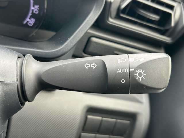 トヨタ ライズ XS 大阪府 2020(令2)年 2.5万km シャイニングホワイトパール ナビ　/地デジ　/Ｂｌｕｅｔｏｏｔｈ　/バックカメラ　/前後ドライブレコーダー　/ＬＥＤヘッドライト　/オートハイビーム　/衝突軽減ブレーキ　/アイドリングストップ　/スマートキー　/ビルトインＥＴＣ　/フロアーマット