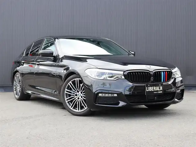 ＢＭＷ ５３０ｉ Mスポーツ 静岡県 2018(平30)年 3.7万km 黒 イノベーションパッケージ/・HUD/・ジェスチャーコントロール/・ワイヤレス充電/純正ナビ/フルセグTV/白革シート/ACC/LKA/BSM/360°カメラ/全席シートヒーター/ドライブレコーダー/パドルシフト