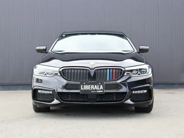 ＢＭＷ ５３０ｉ Mスポーツ 静岡県 2018(平30)年 3.7万km 黒 イノベーションパッケージ/・HUD/・ジェスチャーコントロール/・ワイヤレス充電/純正ナビ/フルセグTV/白革シート/ACC/LKA/BSM/360°カメラ/全席シートヒーター/ドライブレコーダー/パドルシフト
