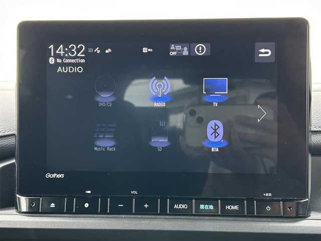 ホンダ ステップワゴン スパーダ eHEV 茨城県 2023(令5)年 1.3万km スーパープラチナグレーメタリック ホンダセンシング/衝突軽減ブレーキ（CMBS）/誤発進抑制機能/後方誤発進抑制機能/近距離衝突軽減ブレーキ/歩行者事故低減ステアリング/路外逸脱抑制機能/渋滞追従機能付アダプティブクルーズコントロール（ACC）/車線維持支援システム（LKAS）/先行車発進お知らせ機能/オートハイビーム/アダプティブドライビングビーム/メーカーOP・SDナビ/両側パワースライドドア/パワーバックドア/ハーフレザーシート/シートヒーター/ETC/電子パーキング/オートホールド機能/ブラインドスポットインフォメーション/LEDオートヘッドライト/全列USBチャージャー/ドライブレコーダー（DRH-229ND）/スパーダ専用16インチアルミホイール