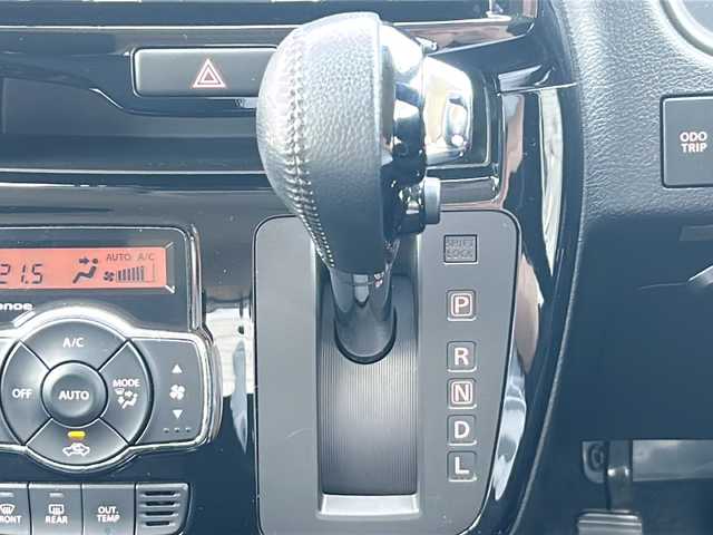 スズキ ソリオ バンディット HV MV Dカメラ ブレーキS 茨城県 2015(平27)年 8.5万km プレミアムシルバーメタリック/ブラック2トーンルーフ デュアルカメラブレーキサポート/社外メモリーナビ/　　CD/DVD/BT/フルセグ/バックカメラ/両側パワースライドドア/クルーズコントロール/LEDオートライト/シートヒーター/純正アルミホイール/革巻きステアリング/ステアリングスイッチ/USB/アイドリングストップ/スマートキー/ETC
