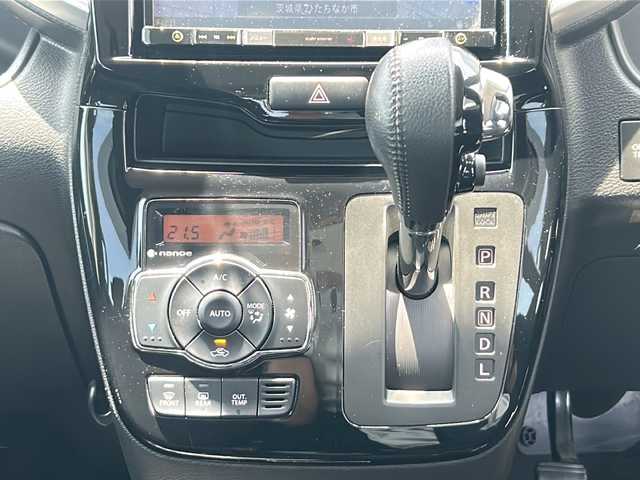 スズキ ソリオ バンディット HV MV Dカメラ ブレーキS 茨城県 2015(平27)年 8.5万km プレミアムシルバーメタリック/ブラック2トーンルーフ デュアルカメラブレーキサポート/社外メモリーナビ/　　CD/DVD/BT/フルセグ/バックカメラ/両側パワースライドドア/クルーズコントロール/LEDオートライト/シートヒーター/純正アルミホイール/革巻きステアリング/ステアリングスイッチ/USB/アイドリングストップ/スマートキー/ETC