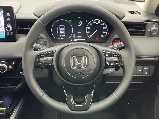 ホンダ ヴェゼル ハイブリッド e:HEV Z 愛知県 2025(令7)年 0.1万km未満 プラチナホワイトパール 純９型ナビ　フルセグＴＶ　Ｂｌｕｅｔｏｏｔｈ　バックカメラ　ホンダセンシング　ワイヤレス充電　ＥＴＣ２．０　後退出庫サポート　衝突軽減　追従クルコン　シートヒーター　ＢＳＭ　パワーバックドア　禁煙車/e:HEV Z　3VC4AG3　Honda CONNECTディスプレー+ETC2.0車載器+ワイヤレス充電器(220/000)