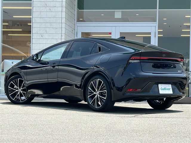 トヨタ プリウス Z 兵庫県 2024(令6)年 1.9万km アティチュードブラックマイカ 純正ナビ/車線逸脱/BSM/後方車両接近告知/デジタルインナーミラー/ガラスルーフ/パワーバックドア/ライトレベライザー/ステアリングヒーター/車外カメラ（バック・フロント・全方位）/D席メモリシート/ビルトインETC