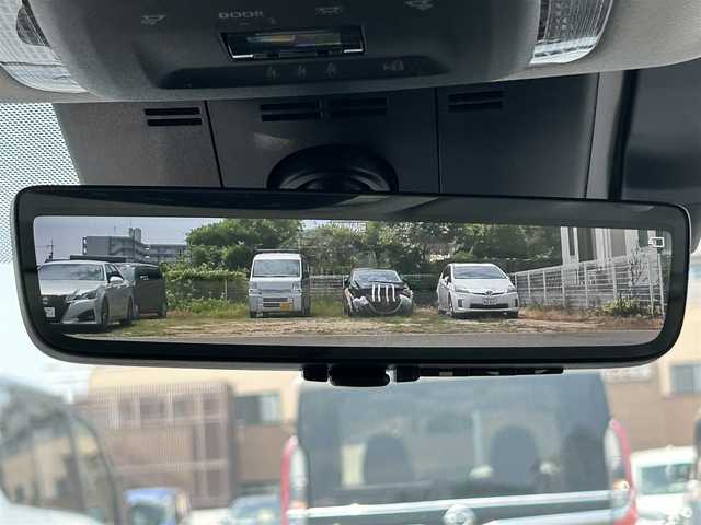 トヨタ プリウス Z 兵庫県 2024(令6)年 1.9万km アティチュードブラックマイカ 純正ナビ/車線逸脱/BSM/後方車両接近告知/デジタルインナーミラー/ガラスルーフ/パワーバックドア/ライトレベライザー/ステアリングヒーター/車外カメラ（バック・フロント・全方位）/D席メモリシート/ビルトインETC