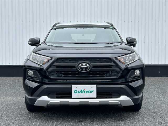 トヨタ ＲＡＶ４ アドベンチャー 千葉県 2020(令2)年 5.8万km アッシュグレーメタリック/アティチュードブラックマイカ 2トーン 純正9インチナビ/(フルセグTV BT FM AM)/バックカメラ/前後ドライブレコーダー/衝突被害軽減システム/車線逸脱警報/クルーズコントロール/レザーシート/横滑り防止装置/ビルトインETC2.0/LEDヘッドライト/フォグランプ/オートライト/ウィンカーミラー/電動格納ミラー/純正19インチAW/シートヒーター/エアシート/シートリフター/ステアリングヒーター/プッシュスタート/スマートキー/フロアマット/スペアキー/取扱説明書