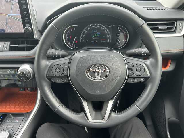 トヨタ ＲＡＶ４ アドベンチャー 千葉県 2020(令2)年 5.8万km アッシュグレーメタリック/アティチュードブラックマイカ 2トーン 純正9インチナビ/(フルセグTV BT FM AM)/バックカメラ/前後ドライブレコーダー/衝突被害軽減システム/車線逸脱警報/クルーズコントロール/レザーシート/横滑り防止装置/ビルトインETC2.0/LEDヘッドライト/フォグランプ/オートライト/ウィンカーミラー/電動格納ミラー/純正19インチAW/シートヒーター/エアシート/シートリフター/ステアリングヒーター/プッシュスタート/スマートキー/フロアマット/スペアキー/取扱説明書