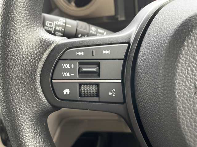 ホンダ Ｎ ＢＯＸ JOY 鹿児島県 2024(令6)年 0.1万km プラチナホワイトパール ホンダセンシング/純正フォグ（LED）/ワンオーナー車/両側パワースライドドア/クルーズコントロール/シートヒーター/レーンアシスト/アイドリングストップ/パワーウィンドウ/電動格納ミラー/プッシュスタートボタン/オートライト