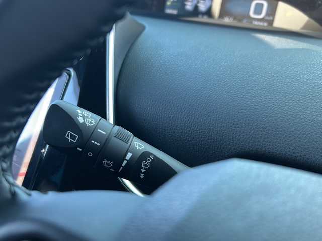 トヨタ プリウス Sツーリングセレクション 茨城県 2019(令1)年 3.9万km アティチュードブラックマイカ ＡＬＰＩＮＥ9インチナビ/CD/DVD/Bluetooth/バックカメラ/ビルトインETC/デジタルインナーミラー/ドライブレコーダー前後/クルーズコントロール/ドライブレコーダー前後/前席シートヒーター/エアシート/コーナーセンサー前後/純正LEDヘッドライト/LEDフォグライト/純正17インチアルミホイール/純正フロアマット/衝突軽減システム/プッシュスタート/スマートキー