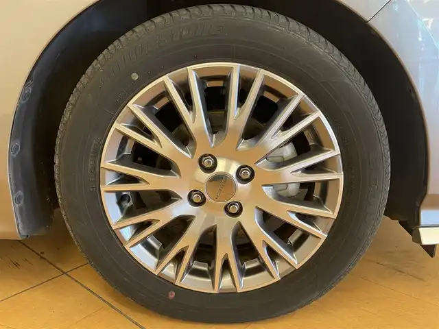 日産 ノート オーテック 群馬県 2021(令3)年 6.9万km ダークメタルグレー エマージェンシーブレーキ/プロパイロット/・車線逸脱警報/・車線逸脱防止支援/・衝突軽減ブレーキ/・クリアランスソナー/・BSM/・駐車支援/・ふらつき警報/純正9インチメモリナビ/ BT/フルセグ/HDMI/USB/AppleCarPlay/Android Auto/アラウンドビューモニター/LEDオートライト/ハーフレザーシート/オーテック専用16インチAW/デジタルインナーミラー/ステアリングスイッチ/本革巻きステアリング/オートブレーキホールド/置くだけ充電/USB入力端子/HDMI入力端子/サイド・カーテンエアバッグ/スマートキー/ビルトインETC