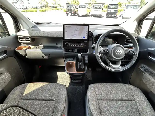 トヨタ シエンタ ハイブリッド Z 福島県 2024(令6)年 0.9万km アーバンカーキ トヨタセーフティセンス/プリクラッシュセーフティ/レーンディパーチャーアラート/レーダークルーズコントロール/アダプティブハイビームシステム/ロードサイドアシスト/ブレインドスポットモニター/純正10.5インチディスプレイオーディオ/【USB/BT/TV/Miracast/ナビ機能】/ドライブレコーダー/ビルトインETC2.0/両側パワースライドドア/ステアリングリモコン/リアドアシェード/LEDオートライト