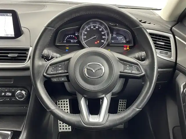 マツダ アクセラ スポーツ 15S 大分県 2016(平28)年 7.7万km スノーフレイクホワイトパールマイカ 純正ナビ/CD/DVD/TV/バックカメラ/前後ドライブレコーダー/ブラインドスポットモニター/LEDヘッドランプ/クルーズコントロール/ビルトインETC/スマートキー/アイドリングストップ/6速MT