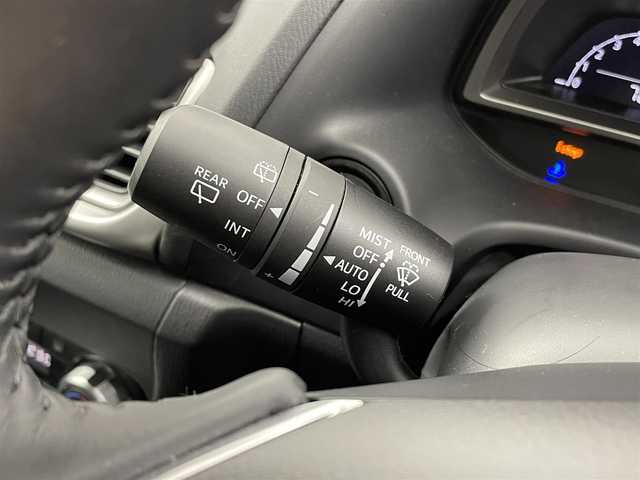 マツダ アクセラ スポーツ 15S 大分県 2016(平28)年 7.7万km スノーフレイクホワイトパールマイカ 純正ナビ/CD/DVD/TV/バックカメラ/前後ドライブレコーダー/ブラインドスポットモニター/LEDヘッドランプ/クルーズコントロール/ビルトインETC/スマートキー/アイドリングストップ/6速MT